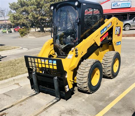 wheeled mini skid steer rental